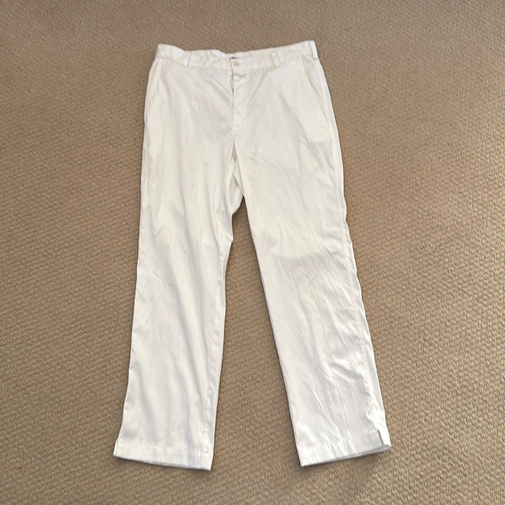 Nike Golf Dri-fit 32-30 white